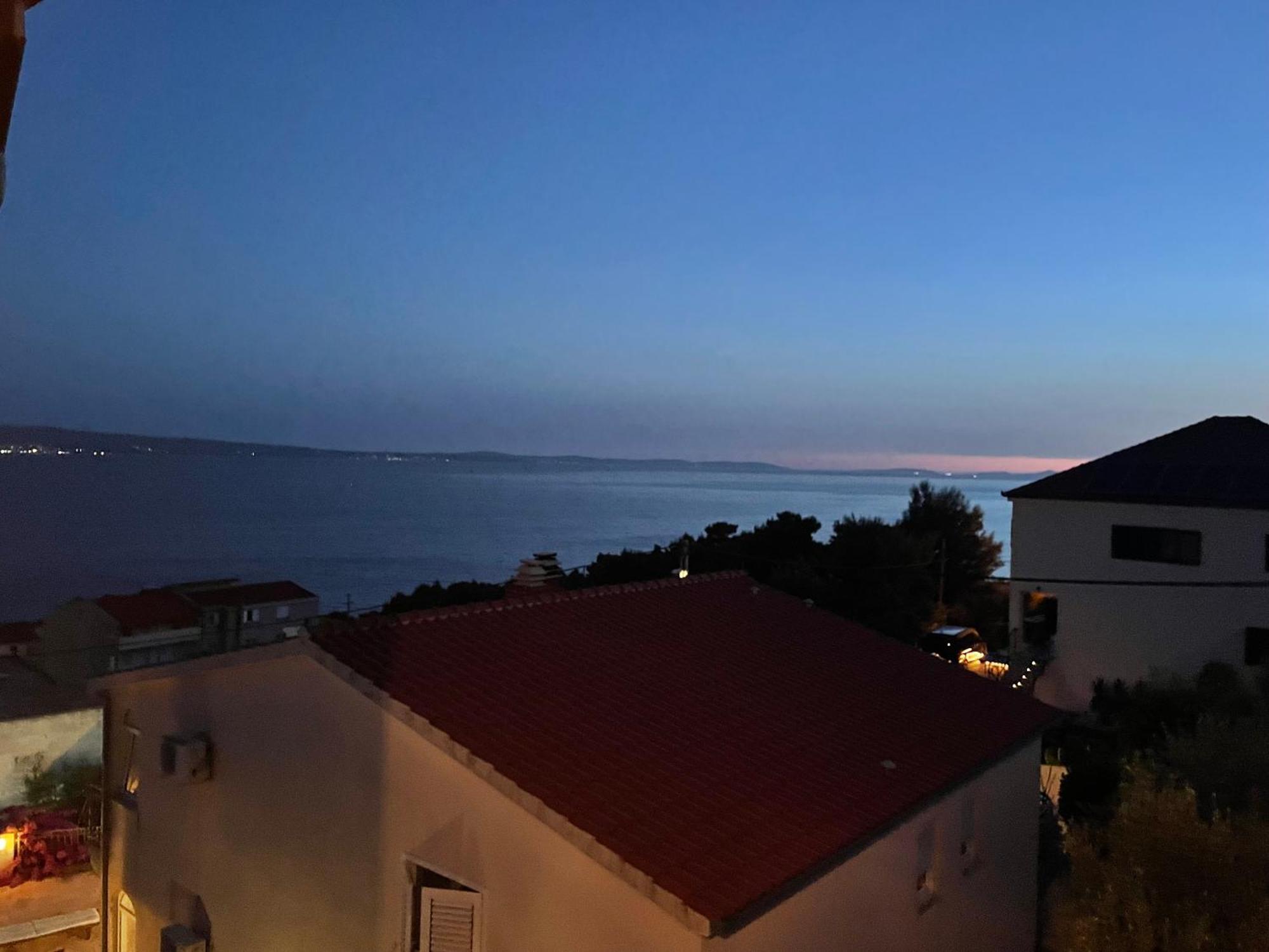 Guest House Adria Dugi Rat Exterior foto