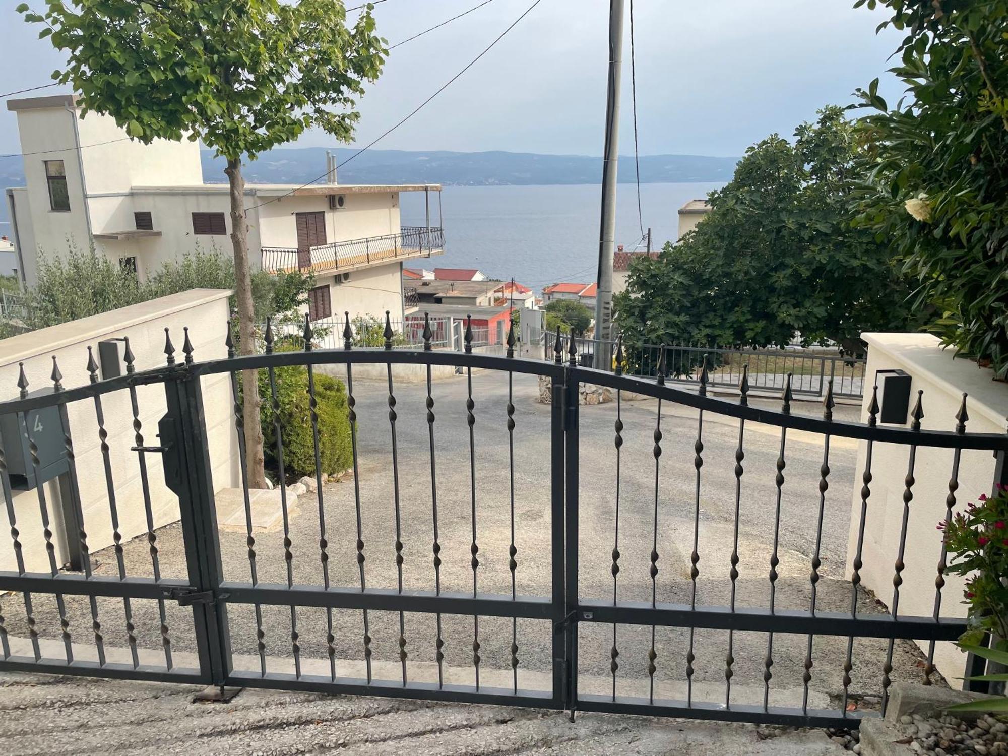 Guest House Adria Dugi Rat Exterior foto